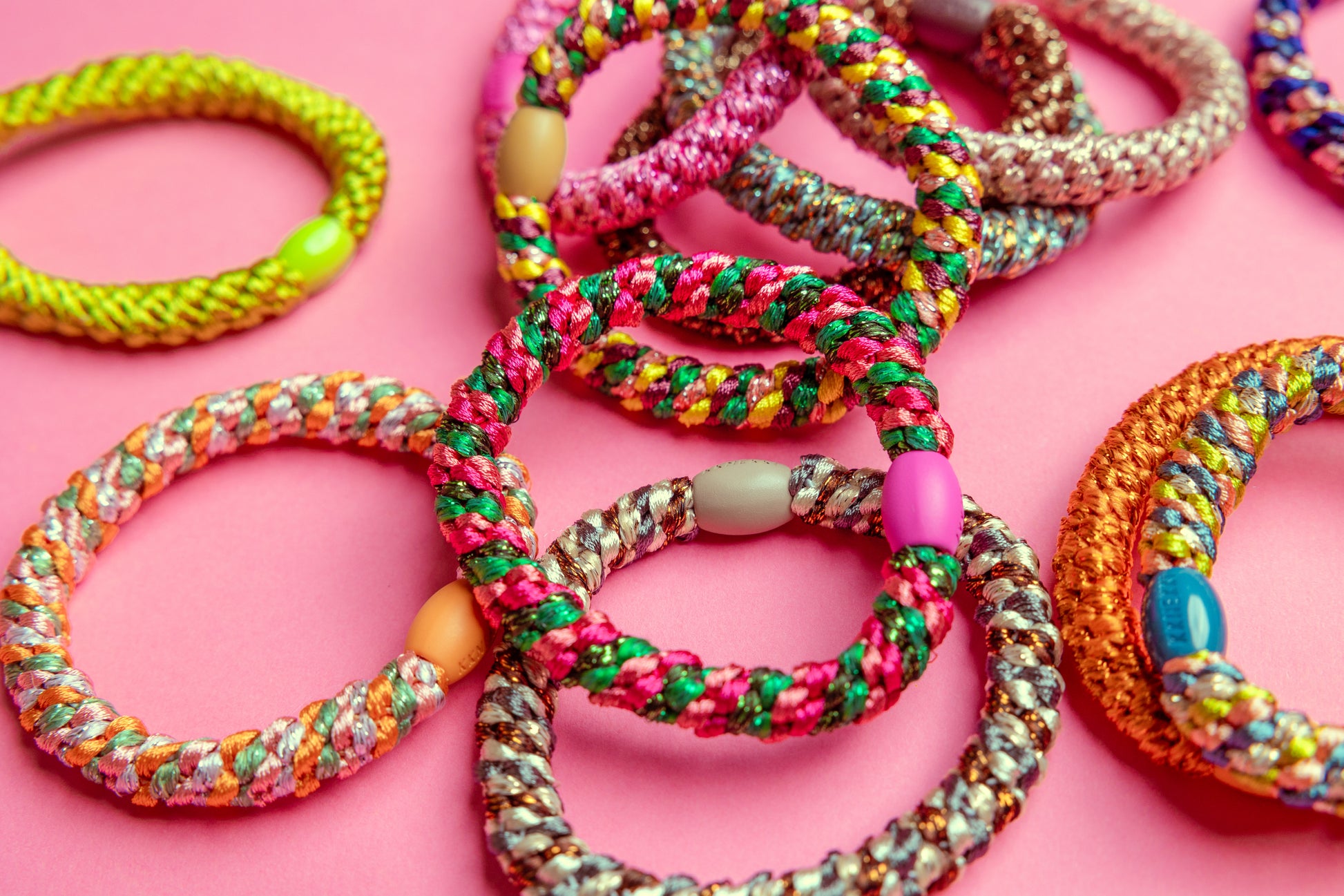 gomas de pelo de kknekki varios colore bonitos para el verano