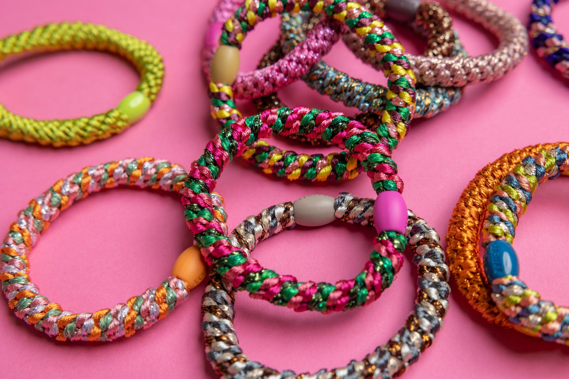 kknekki happy bundle, mix de gomas de pelo de varios colores