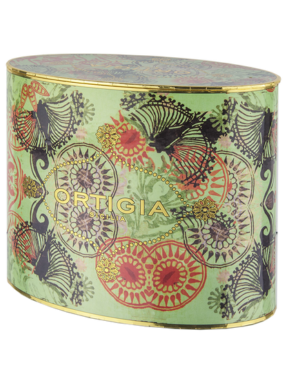 Caja regalo de Ortigia Sicilia color verde con detalles color plata con crema manos, jabon liquido color verde con palmera negra y leopardos